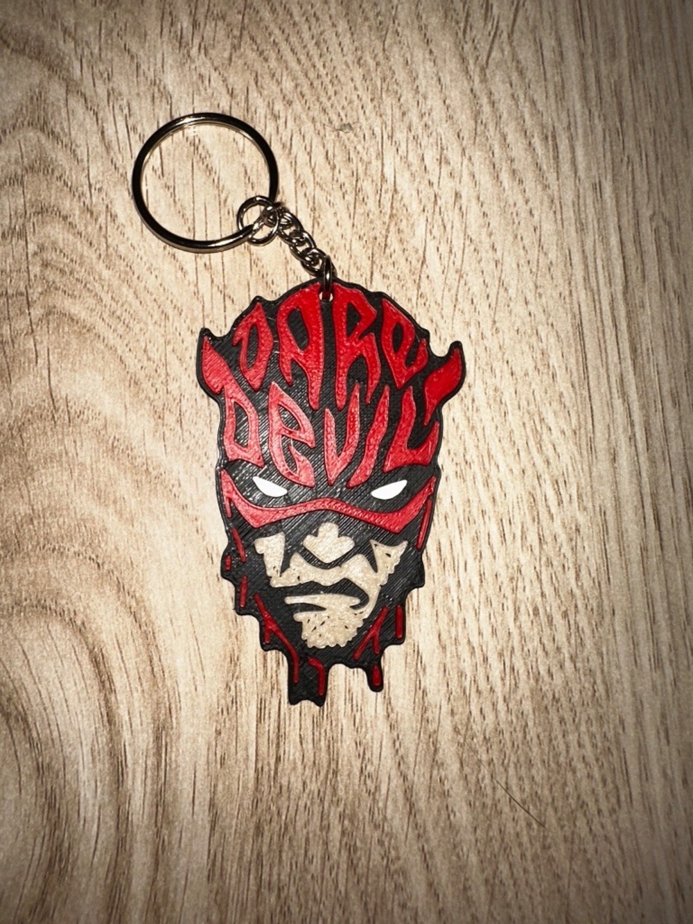 Red Horned Vigilante Mask Keychain – 3D Printed Crimson Devil Key Ring